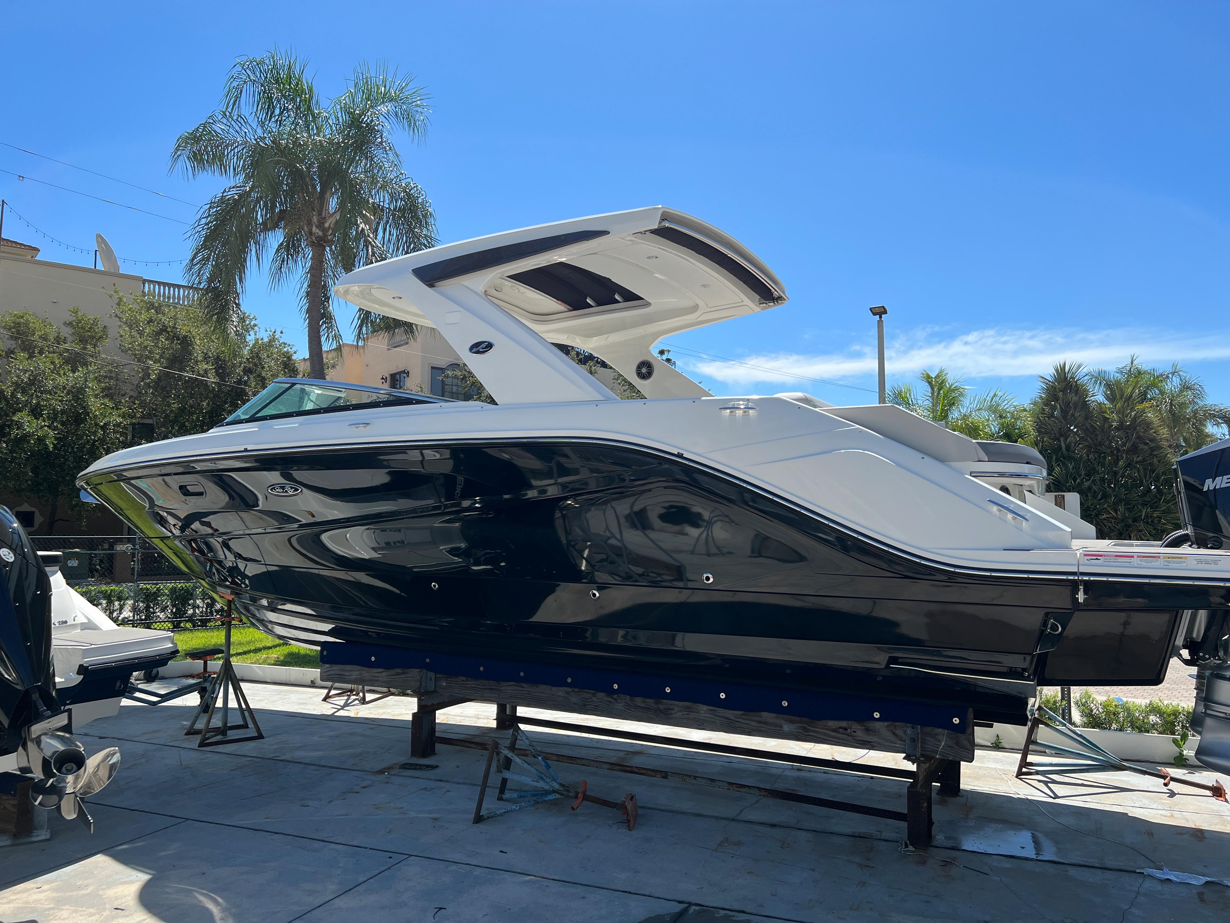 2022 Sea Ray SLX 310 OB, Pompano Beach United States - boats.com