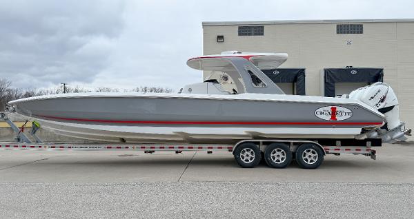 2018 Cigarette 39 GTS