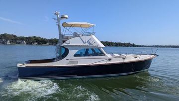 2007 Hinckley Talaria 44 Flybridge