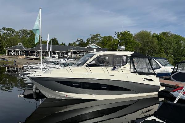 2024 Quicksilver Activ 905 Weekend