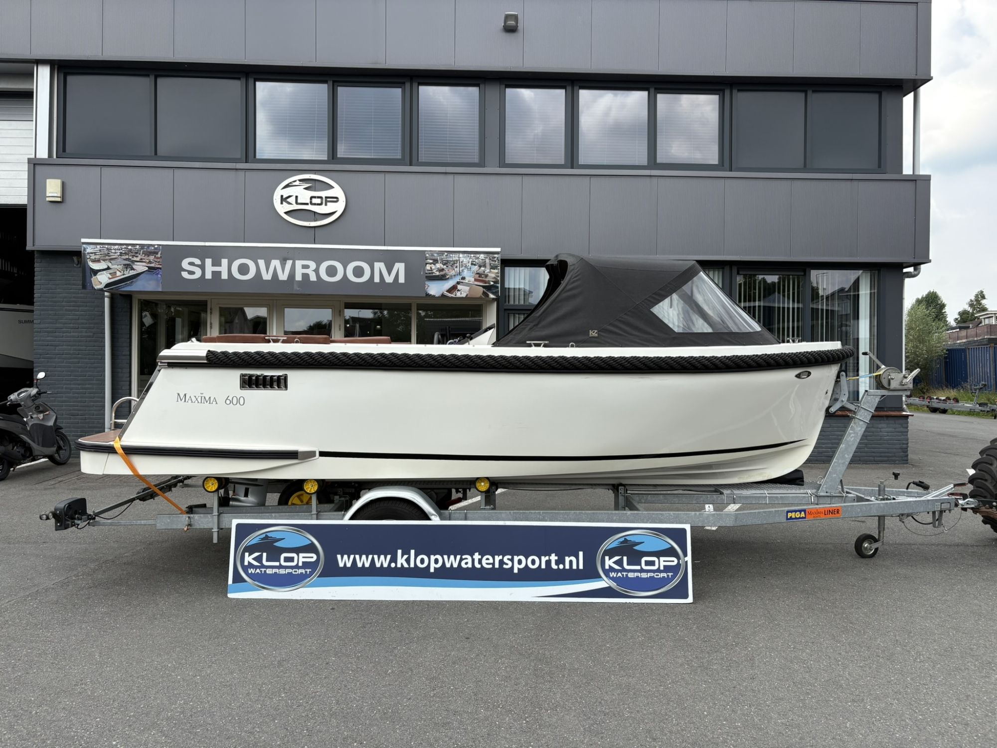 2021 Maxima 600 met Honda 40 pk!