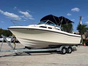 1997 Grady-White Gulfstream 232