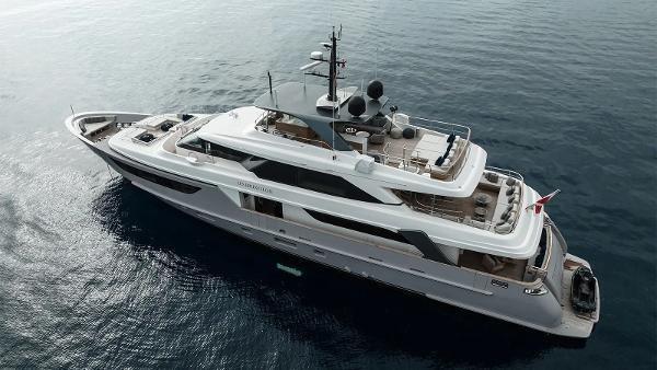 2022 Sanlorenzo SD126