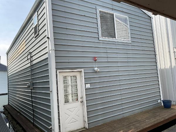 1987 Custom Boathouse