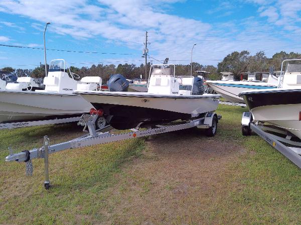 K2 MARINE Frontier 190 Center Console Trailerable Fishing Boat