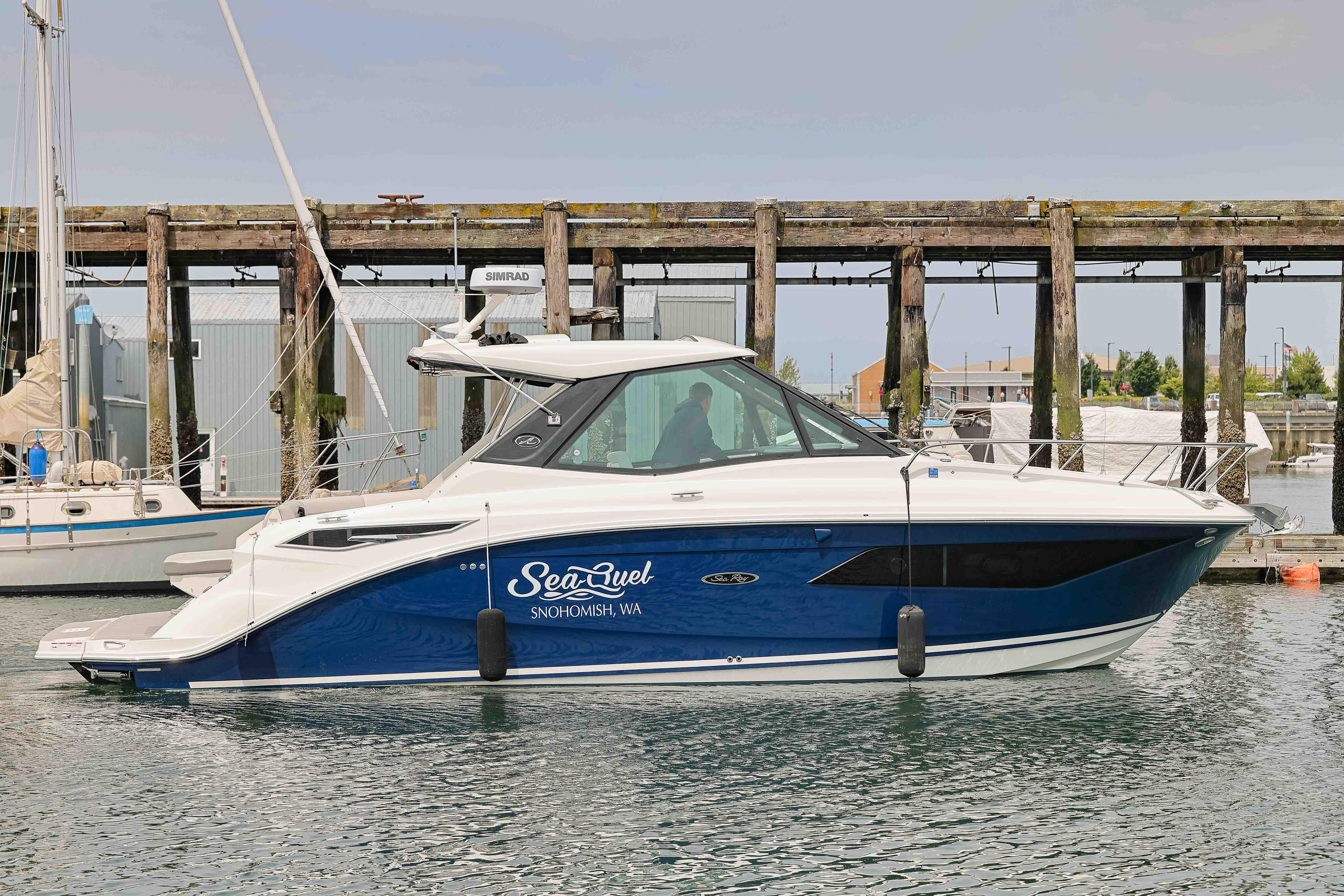 Sea Ray Sundancer 320 Coupe