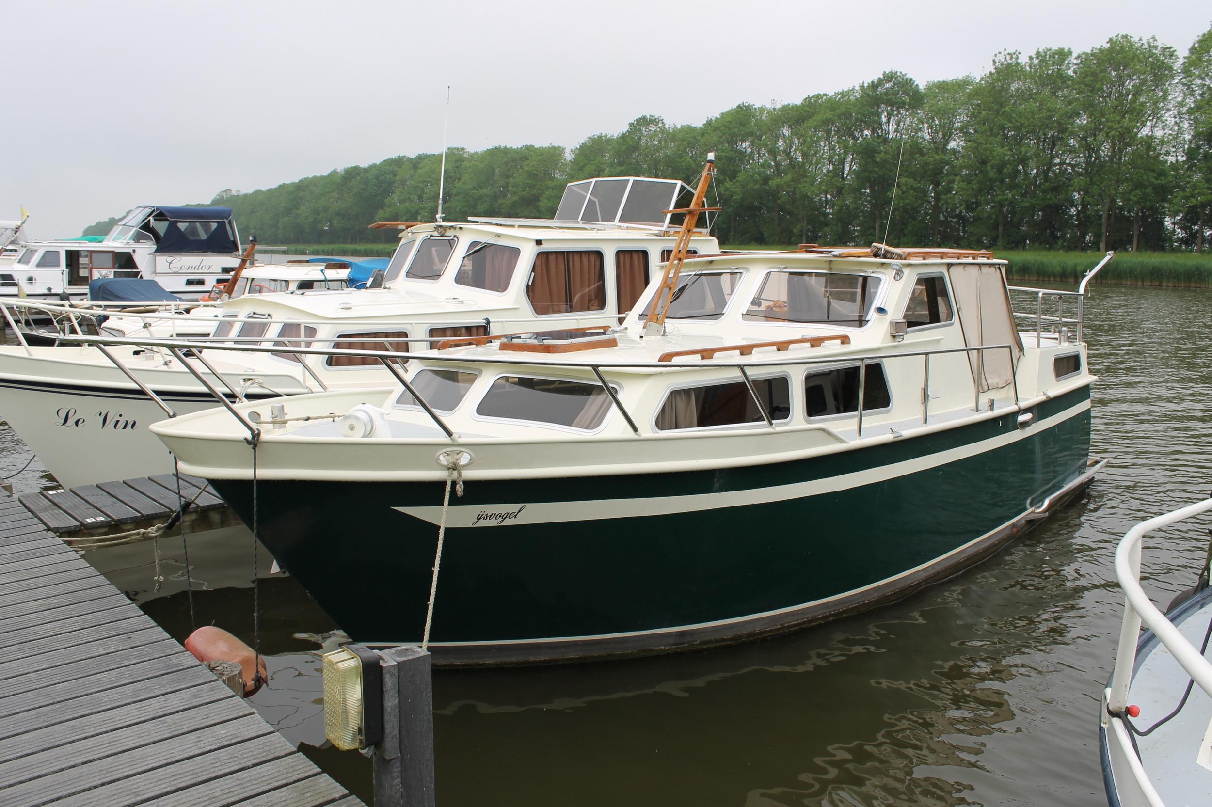 1982 Motorkruiser 860 AK