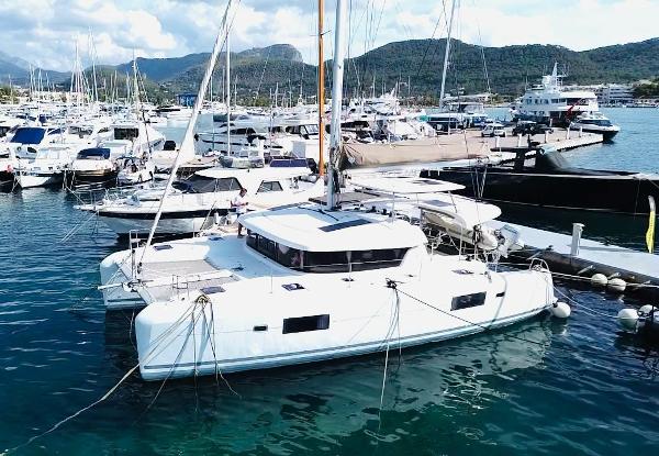 2016 Lagoon 42