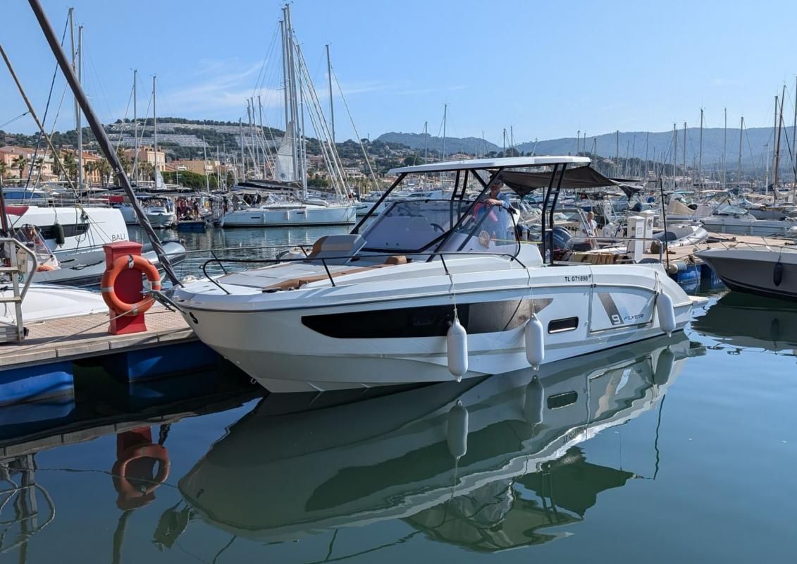 2024 Beneteau FLYER 9 SUNDECK