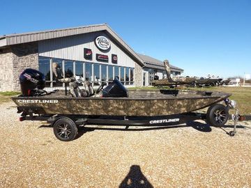 2025 Crestliner XFC 189