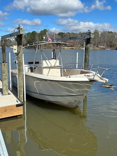 Used 2002 Angler 18 Center Console boat for sale in Vero Beach, FL