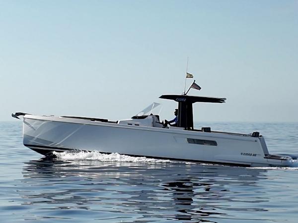 2023 Fjord 38 Open