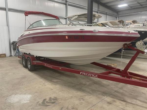 2009 Crownline 240 LS