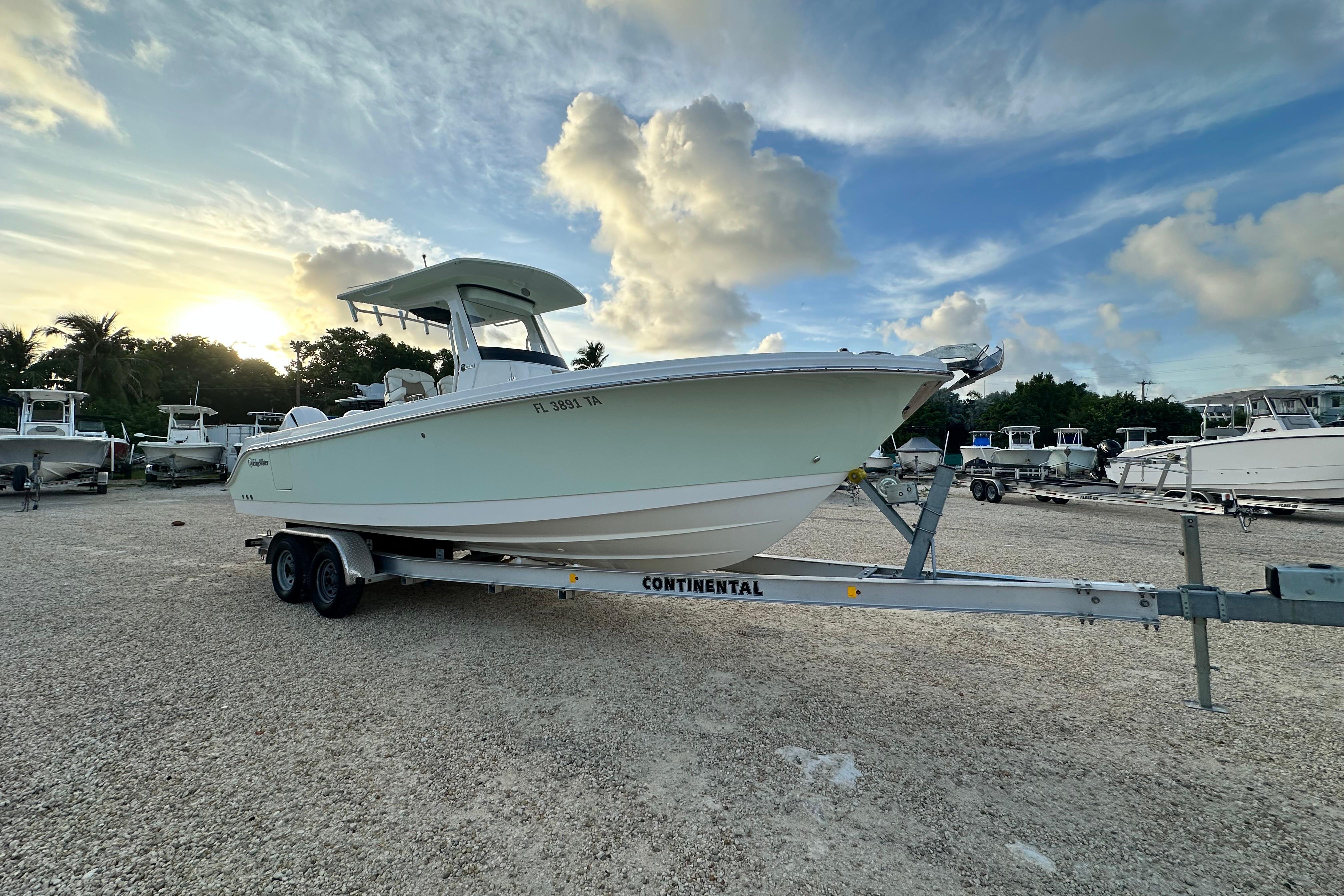 2021 Edgewater 262CC