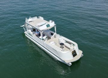 2022 Aloha 300 Sundeck