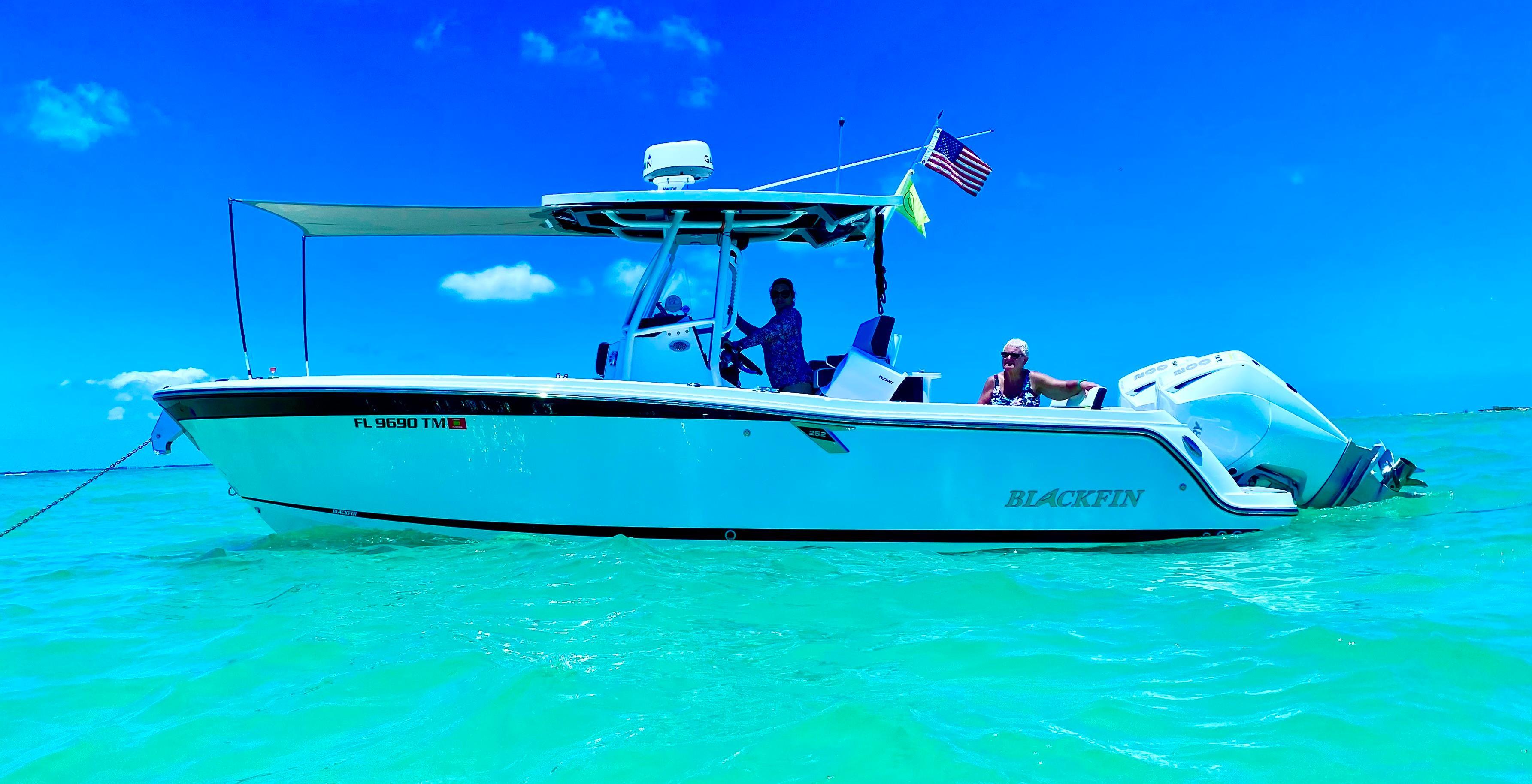 Blackfin 252 CC