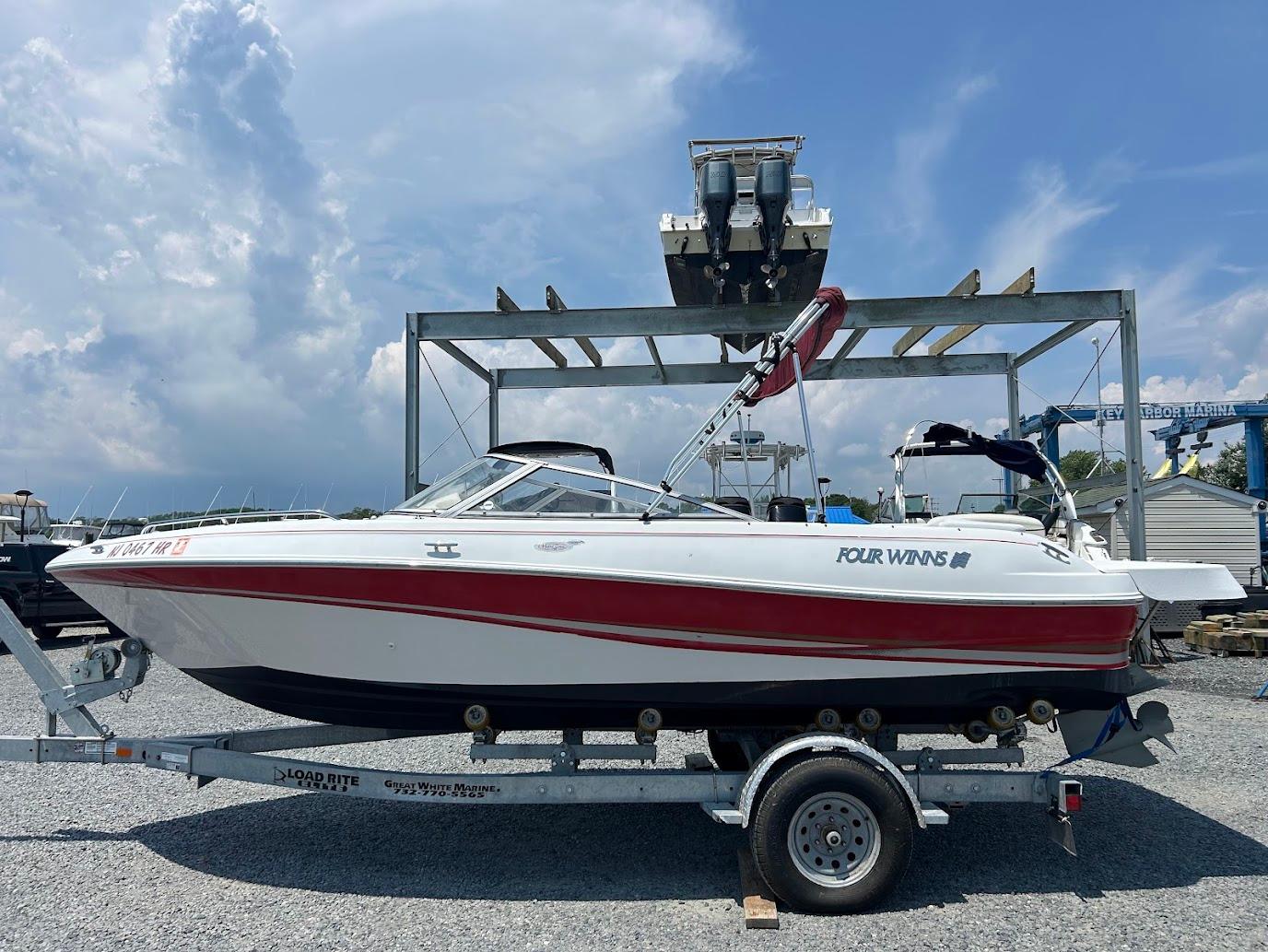 2004 Four Winns 200 Horizon