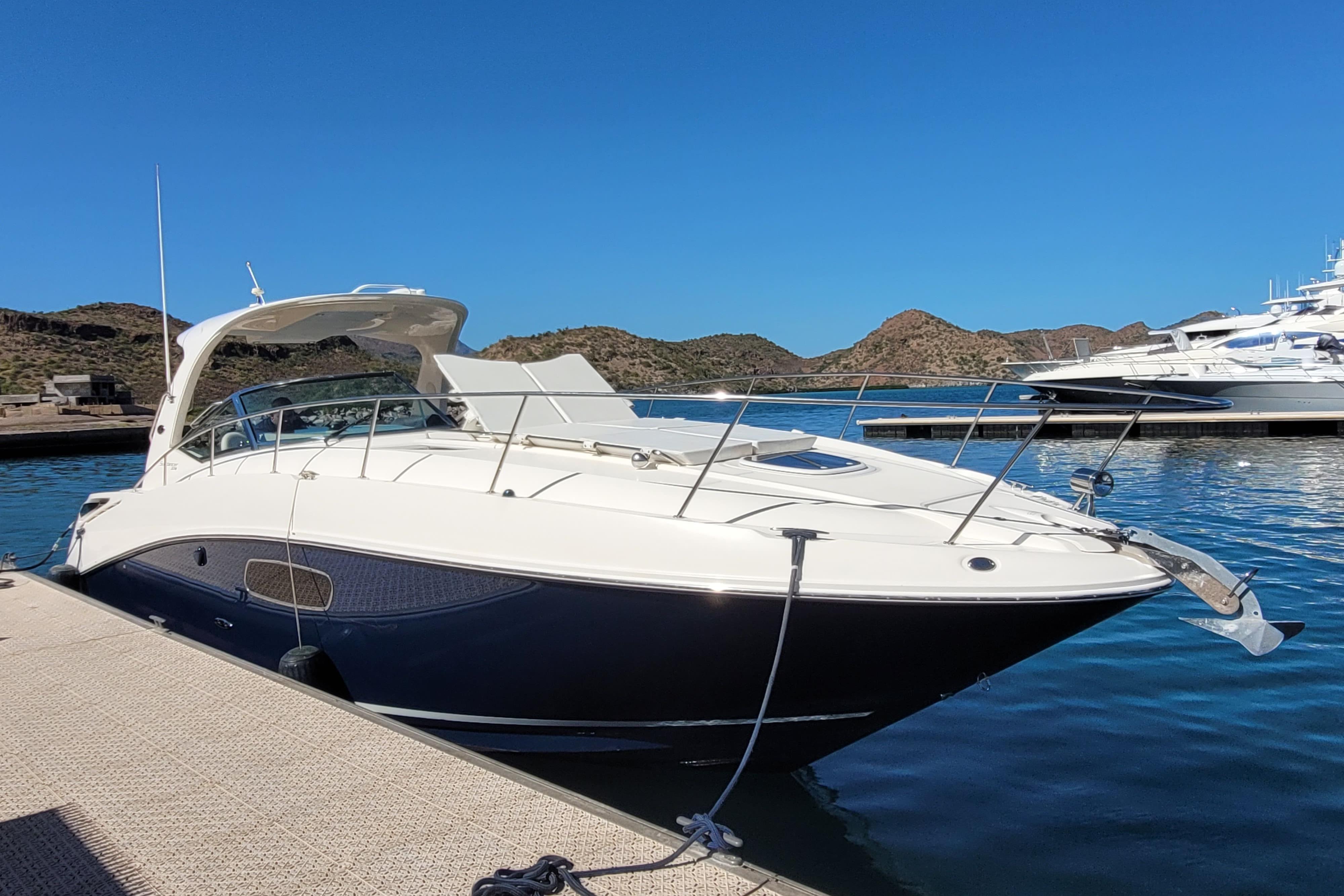 2011 Sea Ray 370 Sundancer