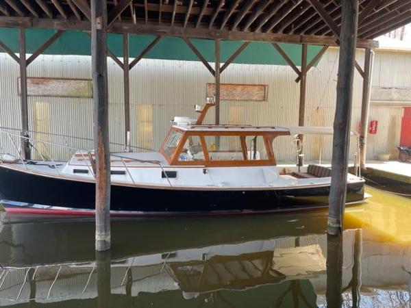 1977 Wasque 32 Hardtop