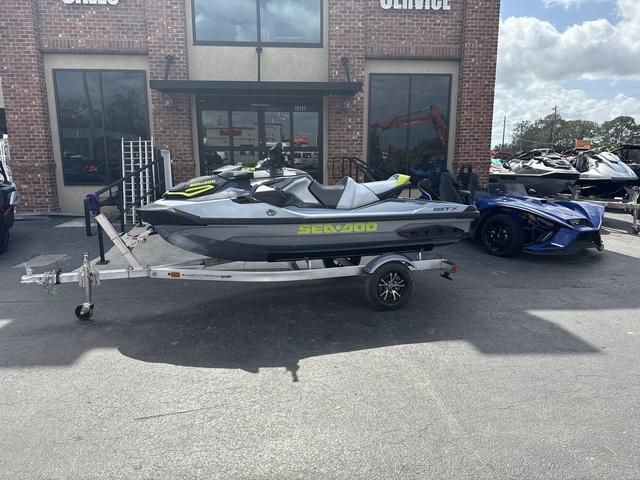 2025 Sea-Doo RXT-X 325