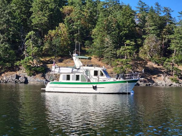 2008 North Pacific 39 Pilothouse
