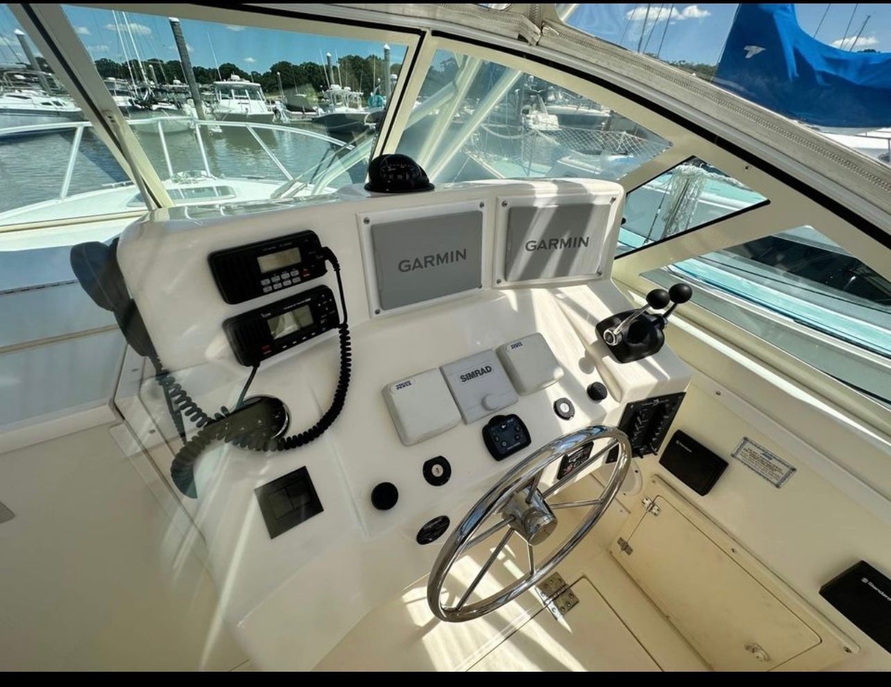 2006 Albemarle 280 Express Fisherman