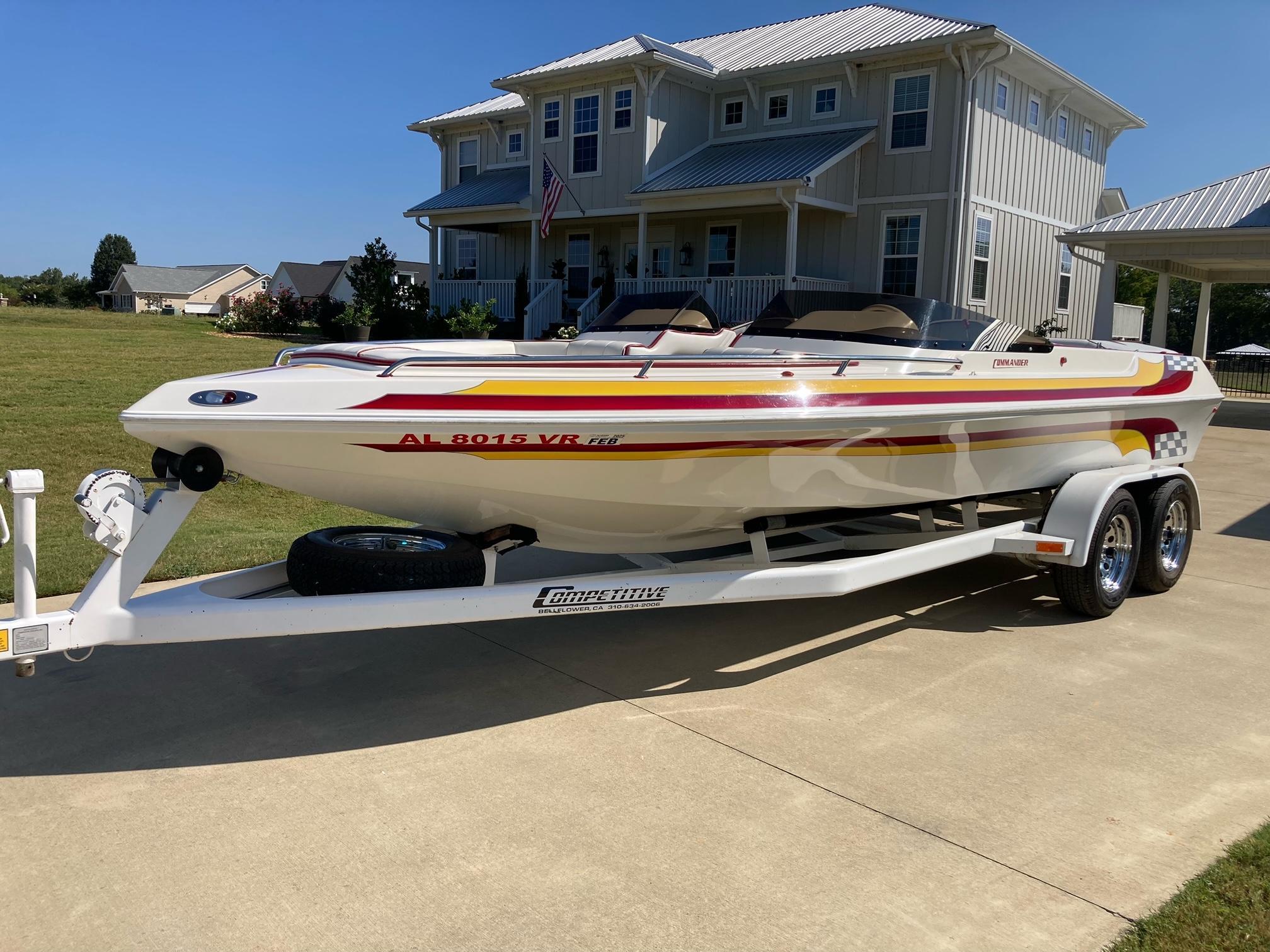 1999 Commander Jet Boat