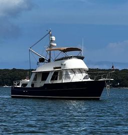 2000 Pacific Seacraft 38T Fast Trawler