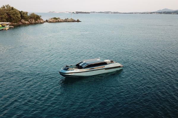 Argo Navis Limo Tender 39 Argo Navis Limo Tender 39 yacht on serene blue waters, 2019 model.