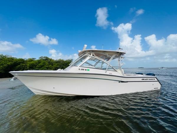 2014 Grady-White Freedom 335