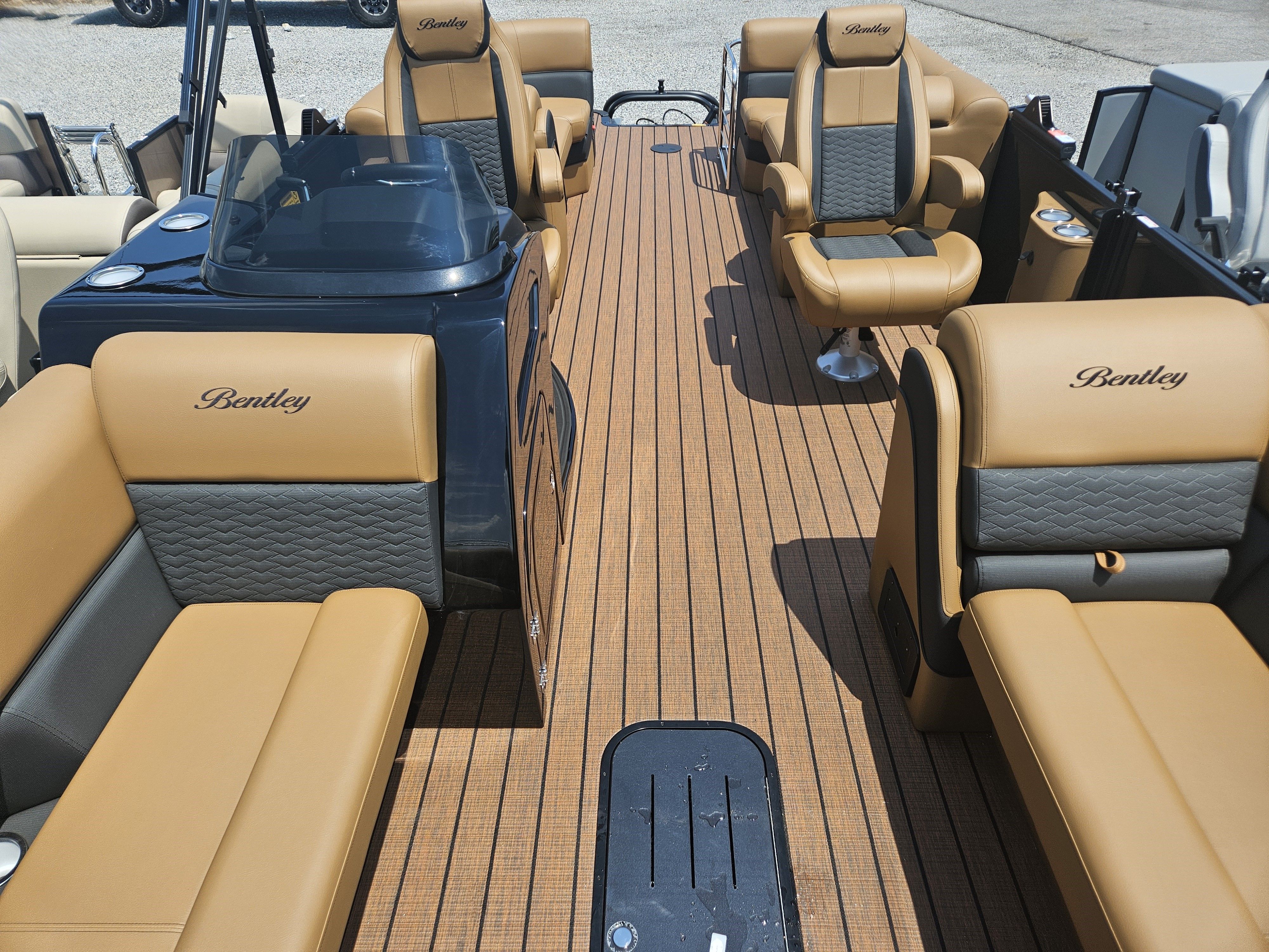 2026 Bentley Pontoons Elite 253 Admiral
