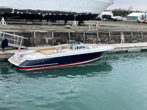 2003 Chris-Craft 28 Corsair