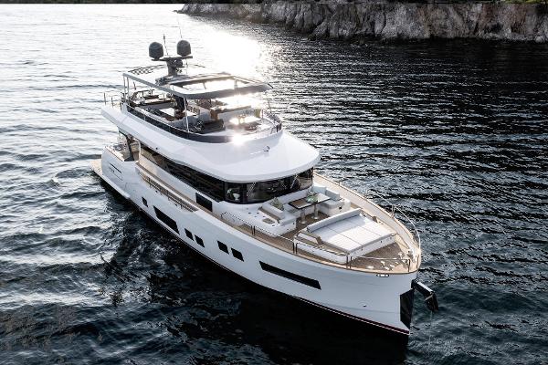 2024 Sirena 68