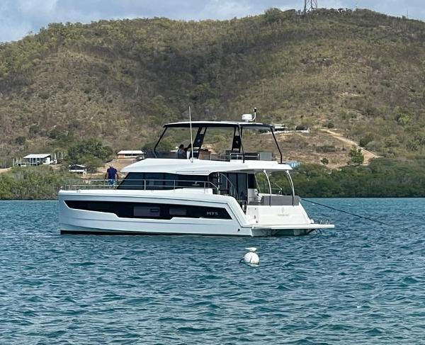Fountaine Pajot MY5