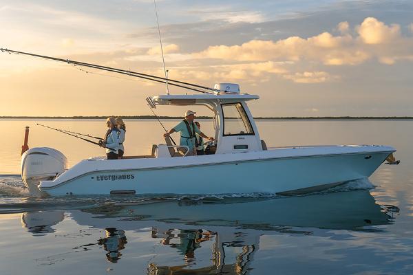 Everglades 285 Center Console Manufacturer Provided Image: Manufacturer Provided Image