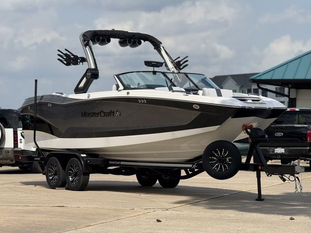 MasterCraft X24