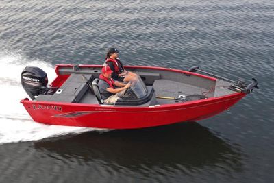 Lund 1675 Adventure SS Boat