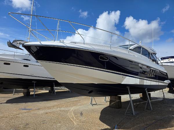 2012 Fairline Targa 38