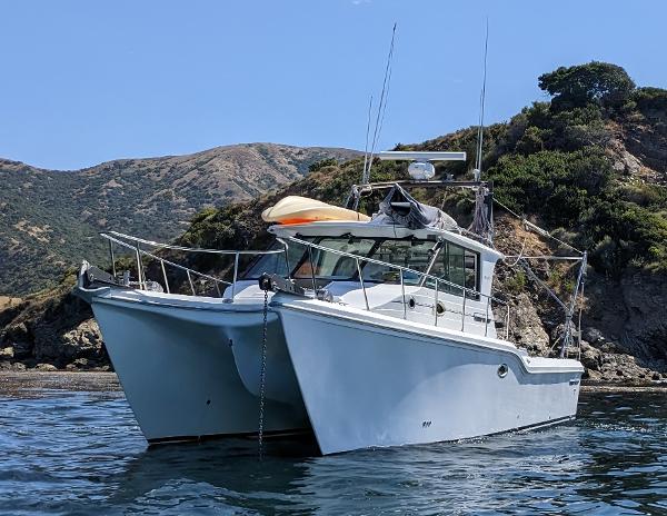 1998 Baha Cruisers 340 Catamaran