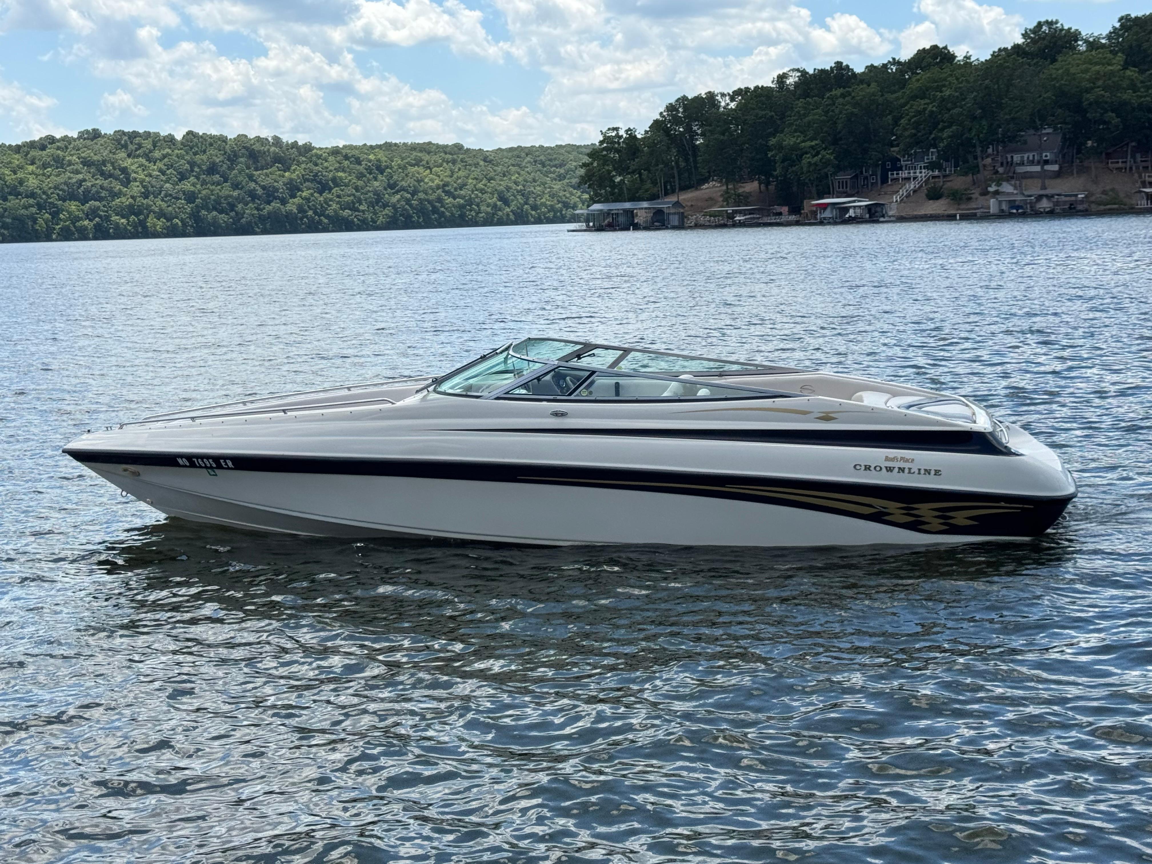 2000 Crownline 266 BR