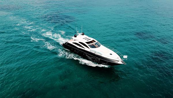 Sunseeker Predator 62