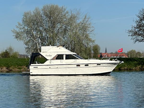 1990 Fairline Corniche 31 Fly
