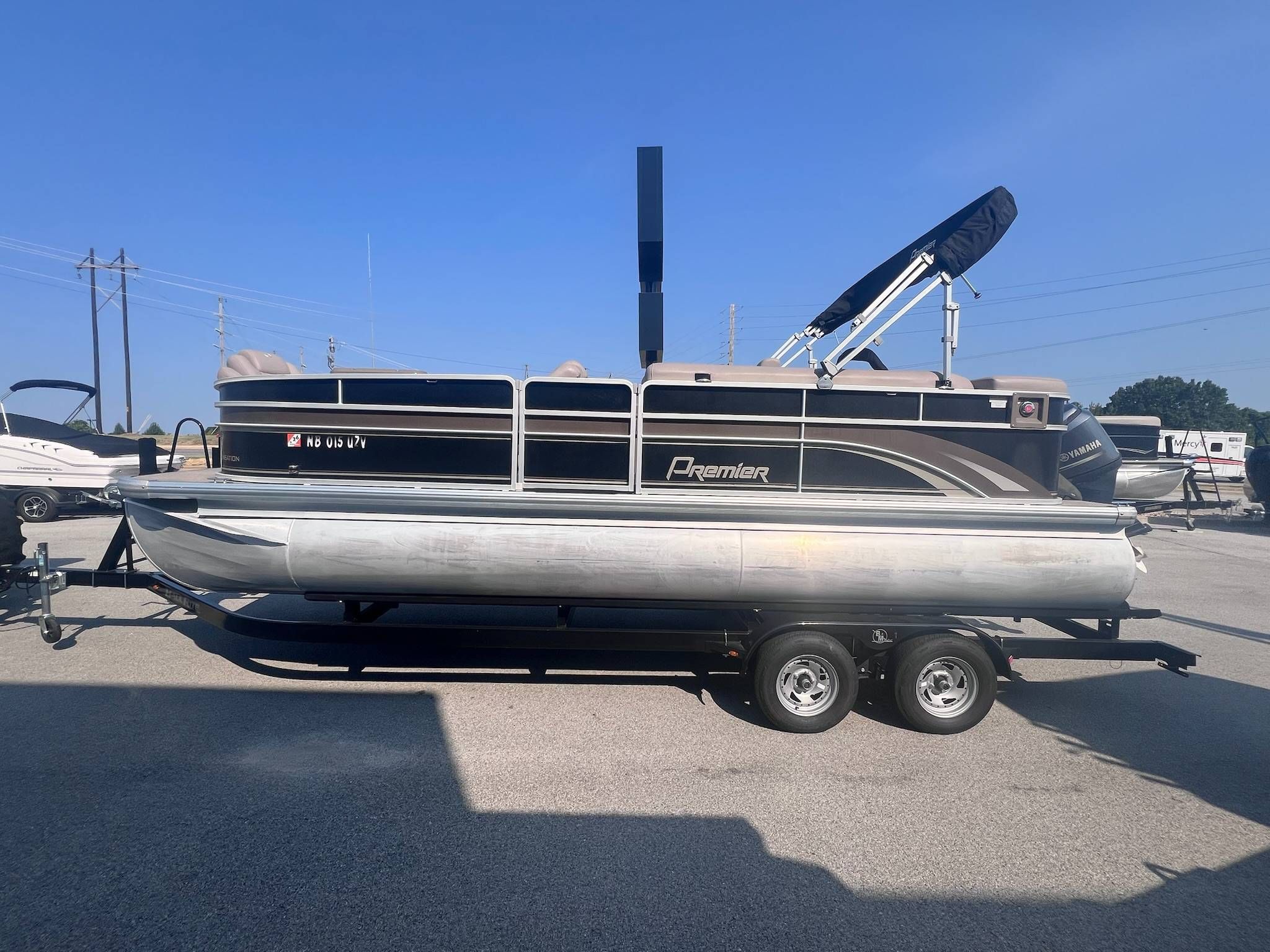 2012 Premier 220 SunSation