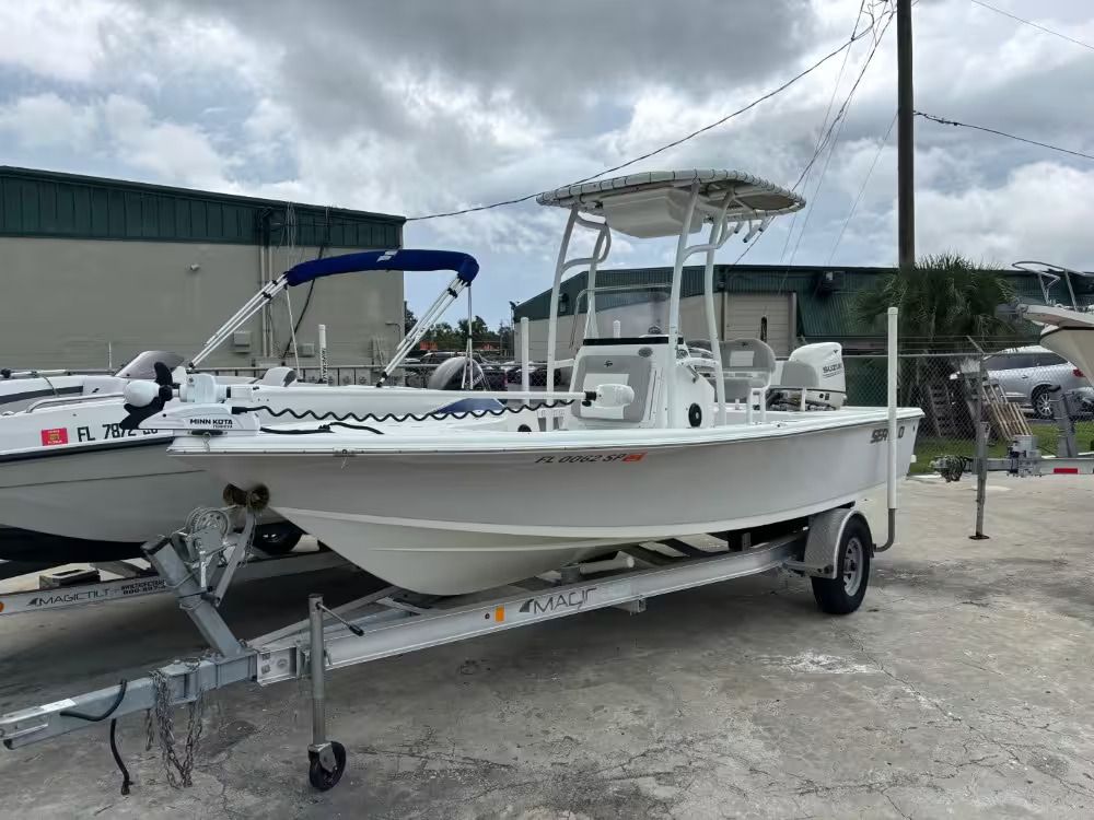 2019 Sea Pro 208 CC