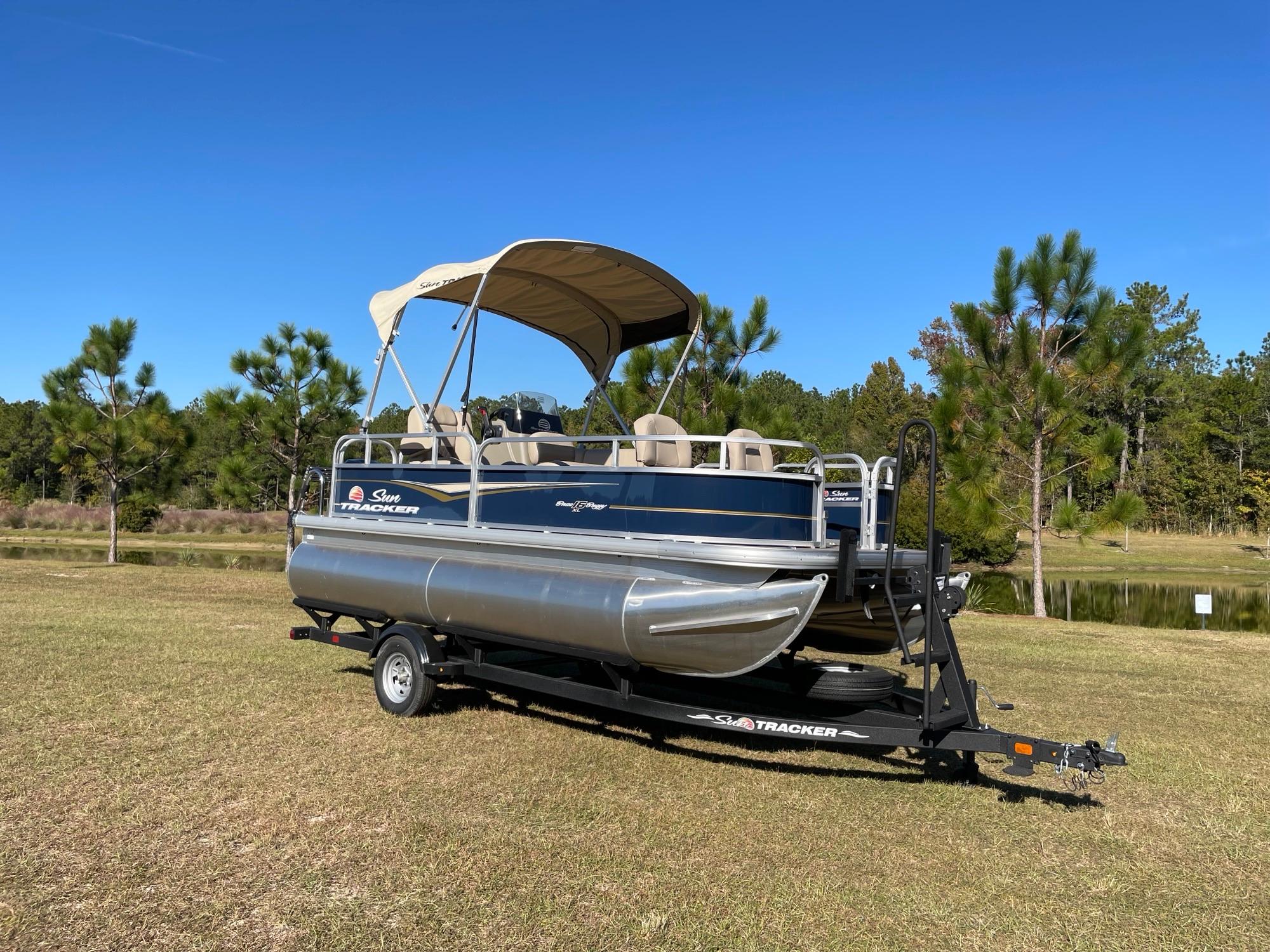 2025 Sun Tracker Bass Buggy 16 XL Select