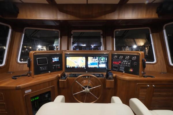 2026 Helmsman Trawlers 46 Pilothouse
