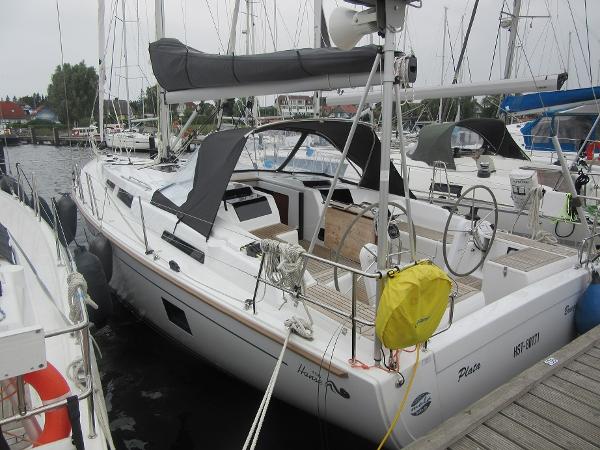 2023 Hanse 458