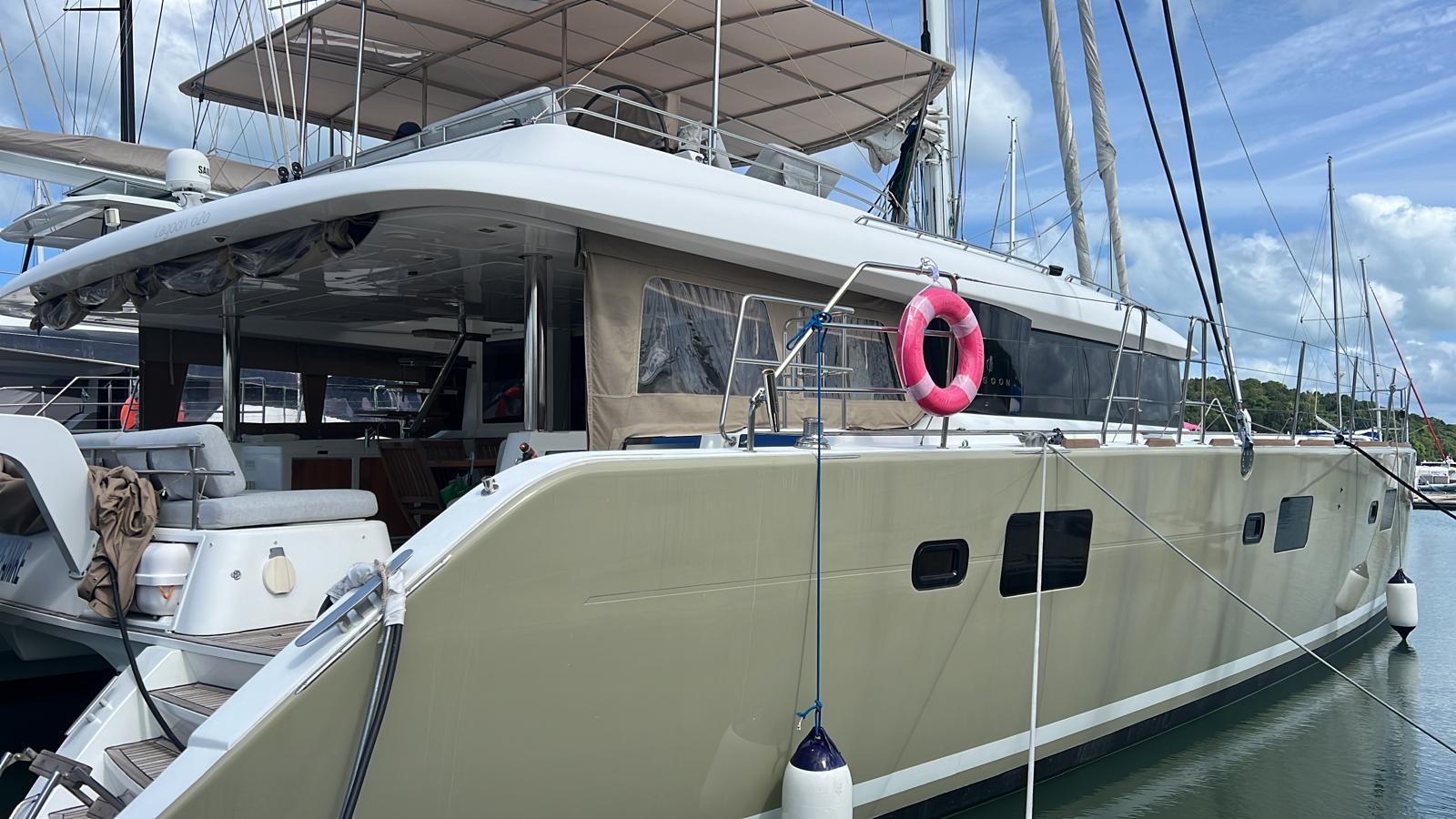2011 Lagoon 620