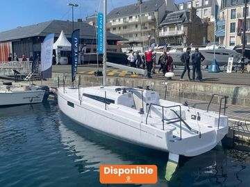 2025 Beneteau First 30