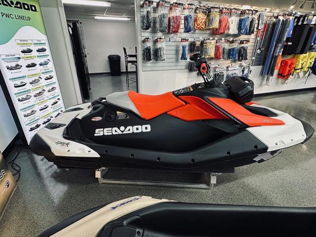 Sea-Doo Spark™ Trixx for 1 Rotax® 900 ACE™ - 90 iBR a